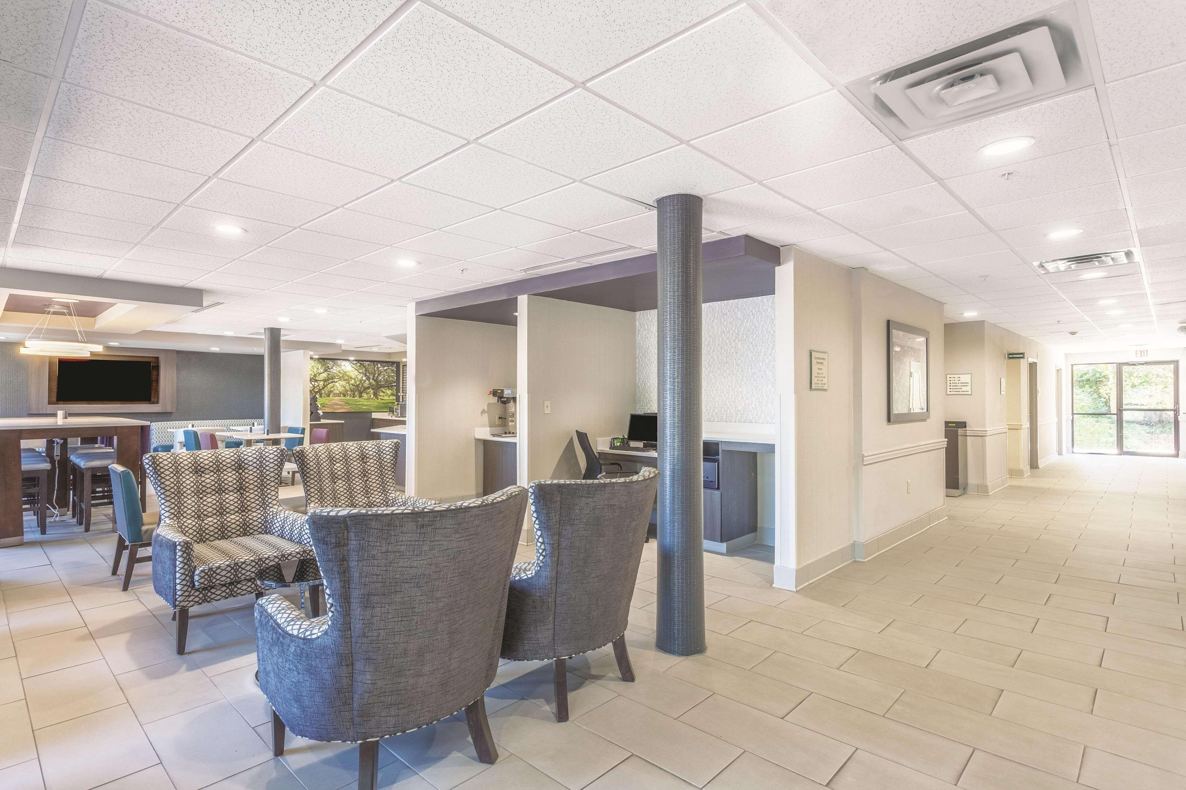 La Quinta By Wyndham Jackson Airport Ξενοδοχείο Pearl Εξωτερικό φωτογραφία